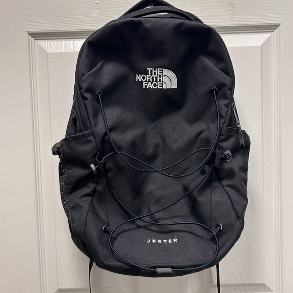 The North Face Jester Black Backpack - Picture 1 of 17